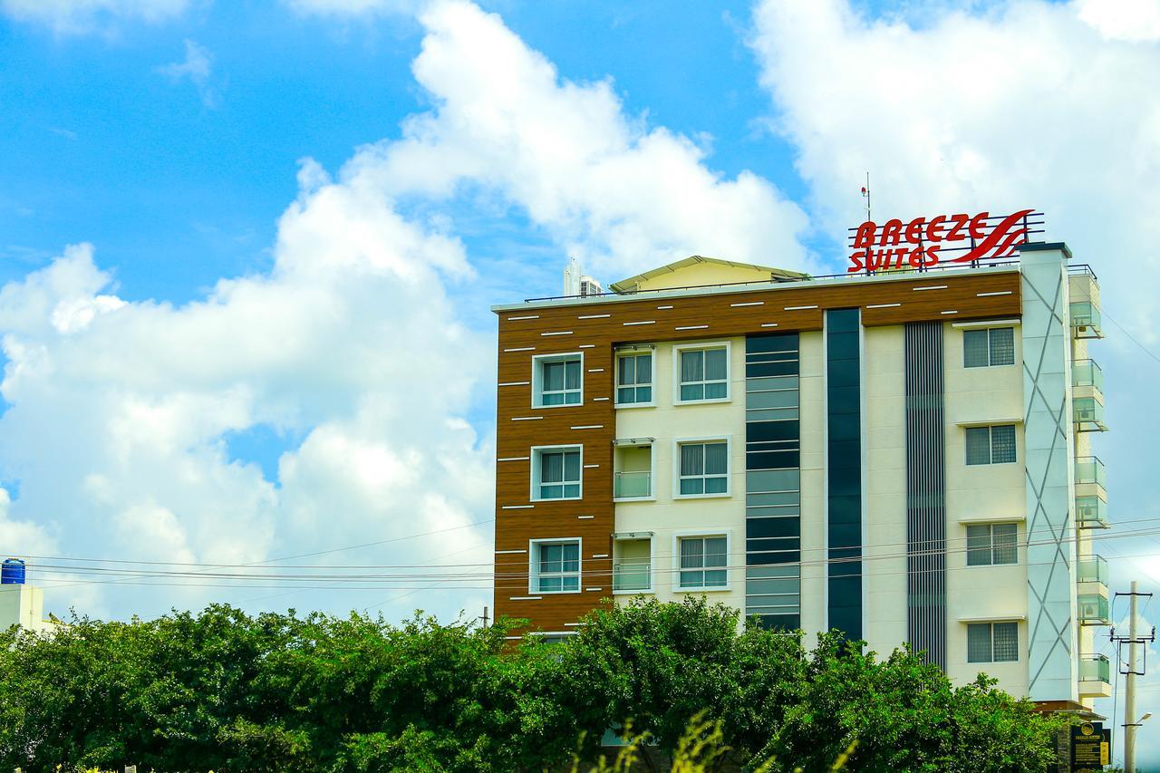 D Breeze Suites Devanahalli Eksteriør billede